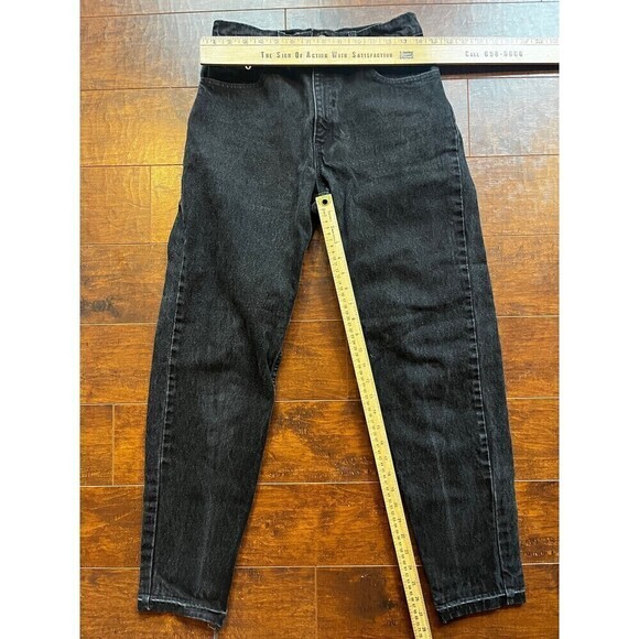 Vintage Levis Jeans Womens 9 Black High Waist Relaxed Tapered Leg 550 USA Made - Picture 3 of 8